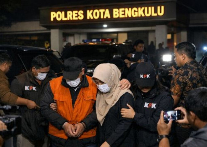 KPK Tangkap Bupati Rejang Lebong Lewat OTT, Publik Tunggu Kejelasan Perkara! 