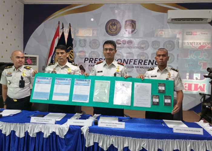 Ngaku Investor Ternyata Jual Madu, Imigrasi Muara Enim Deportasi 3 Warga Negara Yaman,  