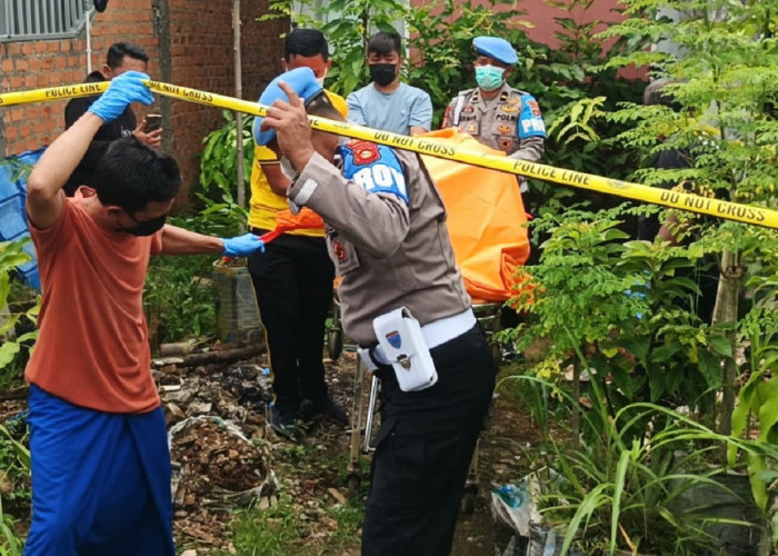 Sempat Salat Tarawih Malam Pertama, Imam Masjid Ditemukan Tak Bernyawa di Dalam Rumah
