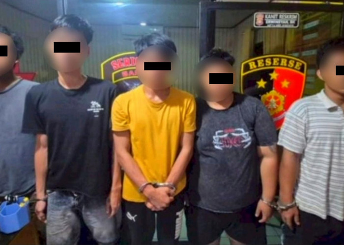 Lima Pria Berulangkali Bobol  Gudang Tenda, Uang Hasil Curian Habis untuk Judi Slot dan Sabu