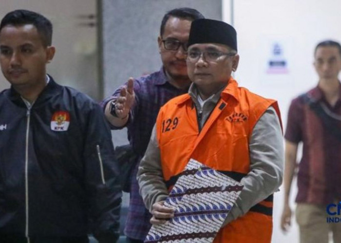 KPK Resmi Tahan Yaqut Cholil Qoumas, Skandal Kuota Haji 2024 Terbongkar!