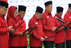 Megawati Bikin Kejutan! Hasto Kristiyanto Kembali Jadi Sekjen PDIP