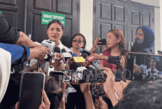 Tangis Pecah di Ruang Sidang! Hakim Tolak Praperadilan, Status Tersangka Nadiem Makarim Tetap Sah