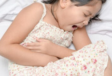 Pertolongan Pertama Saat Anak Alami Keracunan Makanan, Panduan Cepat dan Praktis untuk Orang Tua