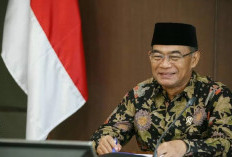 Menko PMK Muhadjir Bocorkan Cara PTS Bisa 'Keruk Uang' dari Mahasiswa, Manfaatkan Momen Ini!