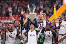 Brennan Johnson Bikin MU Nelangsa, Gol Tunggalnya Antarkan Spurs Juara Liga Eropa 