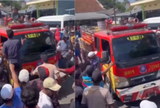 Demo Nelayan Benih Lobster Berakhir Ricuh, Massa Rusak Mobil Damkar Pangandaran dan Pendopo Bupati