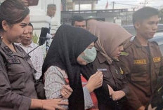 Isak Tangis Mewarnai Penahanan Sekretaris DPPPA Mura, Kasusnya Bikin Geleng-Geleng Kepala! 