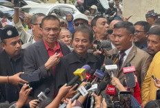 Jadi Tersangka, Roy Suryo CS Jalani Pemeriksaan 9 Jam Terkait Kasus Tudingan Ijazah Palsu Jokowi!