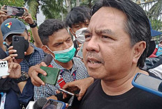 Tom N Jerry? Ade Armando dan Ahok: Perseteruan yang Tak Berkesudahan