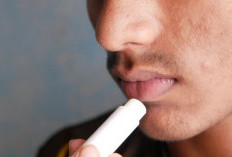 Lip Balm Pria yang Bagus untuk Mengatasi Bibir Kering & Hitam Karena Rokok, Cocok untuk Aktivitas Outdoor