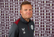 Wow! Josep Gombau Naik Kelas, Usai Dibuang Persebaya Diterima Aston Villa