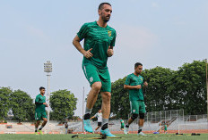 Dijamin Seru! Uston Enggan Ngalah meski Jadi Caretaker, Ini Jadwal Live Persebaya vs Barito Putera