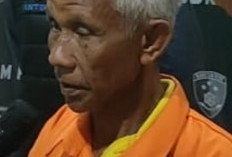 VIRAL! Aksi Kakek Melawan Polisi Ketika Ditangkap, Pelaku Pembacokan Tetangga 