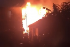 Waduh! Akibat Dupa Jatuh Sebabkan Rumah Hangus Terbakar di Bali, Berikut Kronologinya...