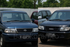 Toyota Kijang Kapsul vs Isuzu Panther 2025, Pilih yang Mana? Intip Harga & Skema Kreditnya!