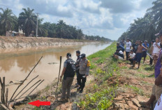 Mayat Misterius Mengapung di Parit Primer Babat Supat Muba, Polisi Cari Identitas