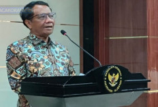 Menko Polhukam Surat DPR Untuk Tidak Mengesahkan RUU MK 