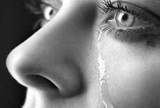 Menangis: Bukan Hanya Ungkapan Emosi, tapi Juga Detoksifikasi Tubuh dan Pembantu Pulih dari Duka