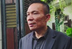 Kuasa Hukum Roy Suryo Sentil Rismon Sianipar yang Ajukan RJ Kasus Tudingan Ijazah Palsu Jokowi: Cari Aman..