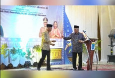 So Sweet..., Sebagai Tanda  Serahkan Kekuasaan dan Perpisahan Bupati OKI Serahkan ini Kepada Wakilnya