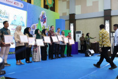 Ratu Tenny: Literasi Bukan Hanya Sekadar Membaca dan Menulis