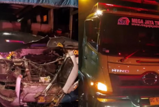 Bus Sugeng Rahayu Tabrak Truk Gandeng di Mojoagung! Sopir Terjepit, Penumpang Luka-Luka