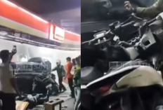 Kecelakaan di Karawang! Mobil Hantam Alfamart dan Motor di Bundaran Galuh Mas, Tiga Orang Jadi Korban