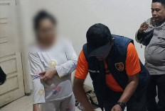 Pamit Dinas Luar, Ternyata Dokter Gigi  Cantik Ini Berduaan Dengan Pria Muda di Kos-kosan