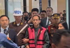 Nadiem Makarim Resmi Tersangka Kasus Korupsi Laptop, Ini Sederet  Kebijakannya yang Mengundang Kontoversi!