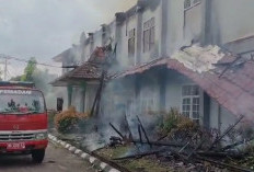 Panik! Asrama SMAN 3 Unggul Kayuagung Terbakar, Siswa Berjibaku Selamatkan Harta Benda, Ini Penyebabnya...