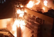 Alhamdulillah! Damkar Berhasil Evakuasi Korban yang Terjebak Kebakaran Glodok Plaza Taman Sari