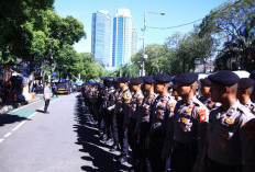 4.266 Personel Gabungan Siaga Amankan Unjuk Rasa di Kantor KPU, Pastikan Tidak Bawa Senjata Karena Ini 