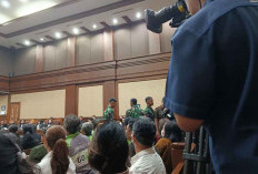 Kehadiran Prajurit TNI di Sidang Nadiem Makarim Memicu Teguran Majelis Hakim, Mabes TNI Buka Suara