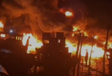 Bedentum! Ledakan Keras Kapal Tongkang Perairan Sungai Musi, Satu Orang Tewas Satu Hilang...