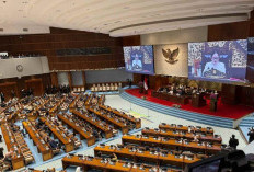 DPR Tegaskan Posisi Konstitusional Polri di Bawah Presiden, Usulan Perubahan Struktur Ditolak 
