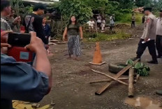 Cekcok Soal Uang Penjualan Emas, Anak Bantai Ayah Tiri Hingga Tewa di Tengah Jalan