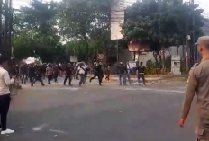 Astaga Bahaya Banget, Bentrok 2 Ormas di Dago Bandung Menggunakan Senjata Tajam, Gini Kronologinya...