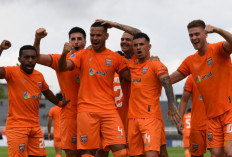 Berbagi Markas dengan PSM dan Persiba, Begini Cara Borneo FC Perlakukan Suporternya di Stadion Batakan