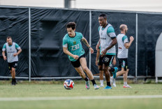 Persebaya Biasakan Diri Tanpa Ernando, Ini Fokus Latihan Merek Jelang Lawan Persija