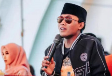 Buat Publik Murka, KPAI Turun Tangan Laporkan Gus Elham Yahya yang Cium Anak Kecil!