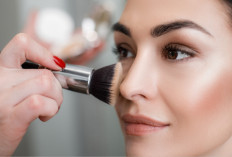 Glow Up! 7 Merk Highlighter Lokal Terbaik untuk Makeup Pemula yang Wajib Dicoba Gais 