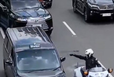 Wakil Pimpinan DPR RI Ungkap Mobil RI 36 Tidak Ada Raffi Ahmad Didalamnya, Hanya Berkas! 