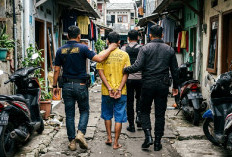 Tidur di Musholla, Uang Rp15 Juta Milik Warga Palembang Dicuri, Polisi Bergerak Pelaku Tertangkap