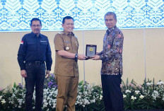 Pj Gubernur Elen Setiadi Buka Kuliah Umum Pertambangan Bareng Presiden Direktur PT Freeport Indonesia 