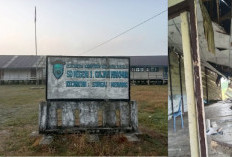 Dua Tahun Rusak, Siswa SDN 1 Gajah Makmur Belajar Dekat WC