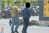 Astaga! Transfer Bayar Paket COD Rp93 Ribu Malah Terkirim Rp 93 Juta, Uangnya Langsung Dihabisin Kurir 