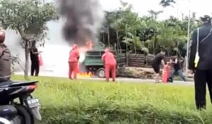 Motor Roda Tiga Terbakar