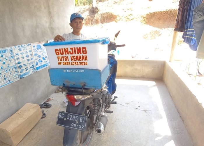 Siapa Takut, Pedagang Kue Ini Siap Nyaleg, Cita-citanya  Majukan Daerah Asal