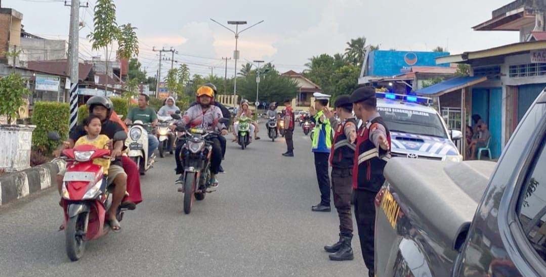 Pasar Tumpah Jangan Ganggu Lalu Lintas!